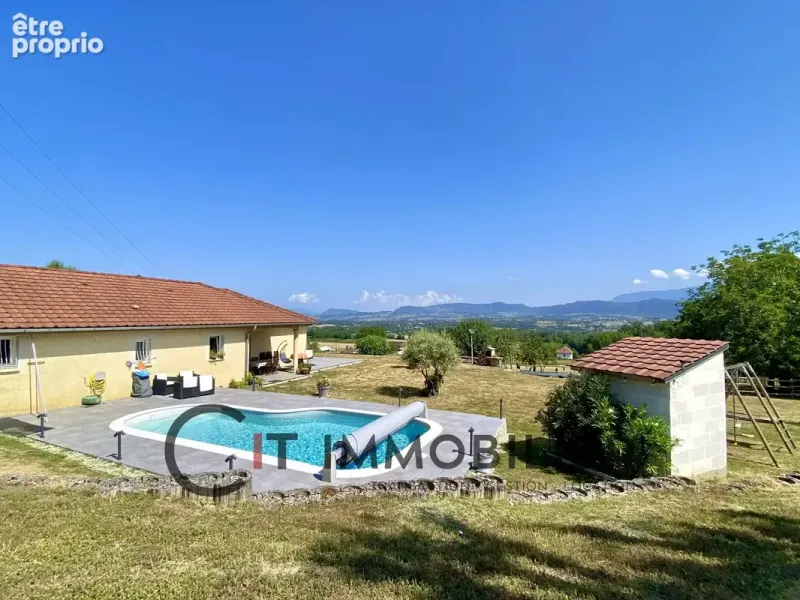 Photo Maison à Le Pont-De-Beauvoisin au prix de 430 000€