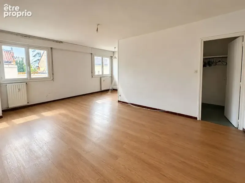 Photo Appartement à Marseille-5e au prix de 160 000€