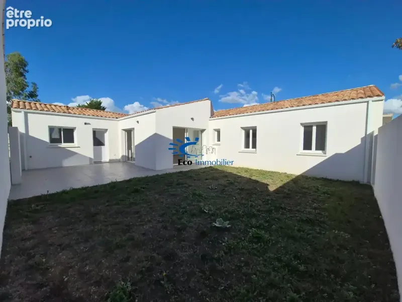 Photo Maison à Ferrieres au prix de 319 000€