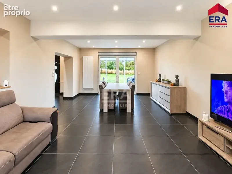 Photo Maison à Morbecque au prix de 384 000€