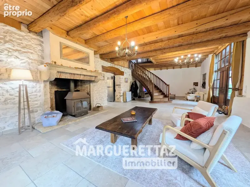 Photo Appartement à Viuz-En-Sallaz au prix de 545 000€