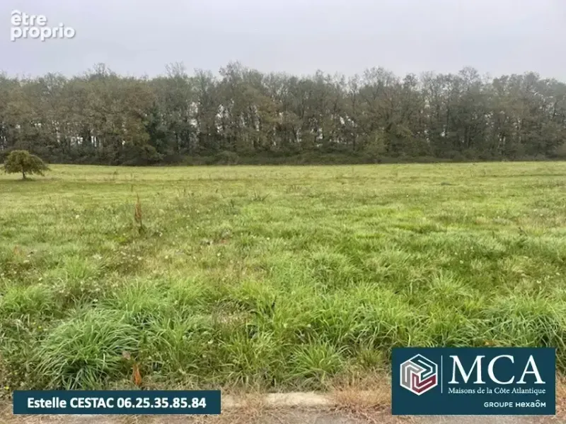 Photo Terrain à Cazeres-Sur-L'adour au prix de 38 678€