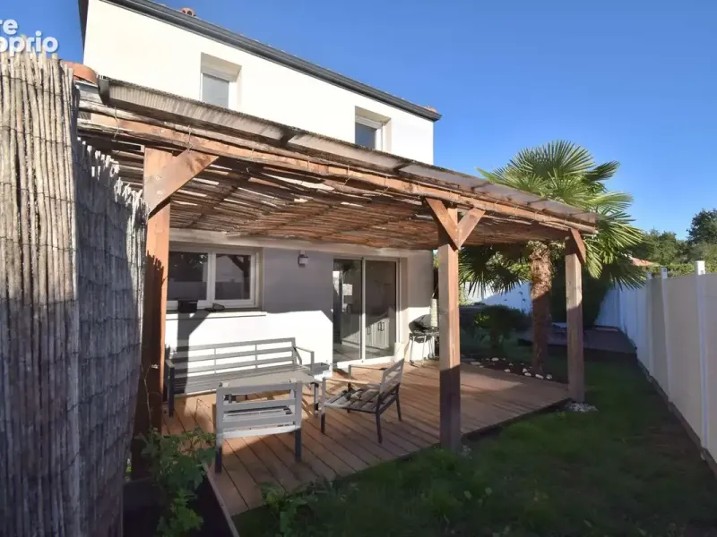 Photo Maison à Pont-Saint-Martin au prix de 349 900€