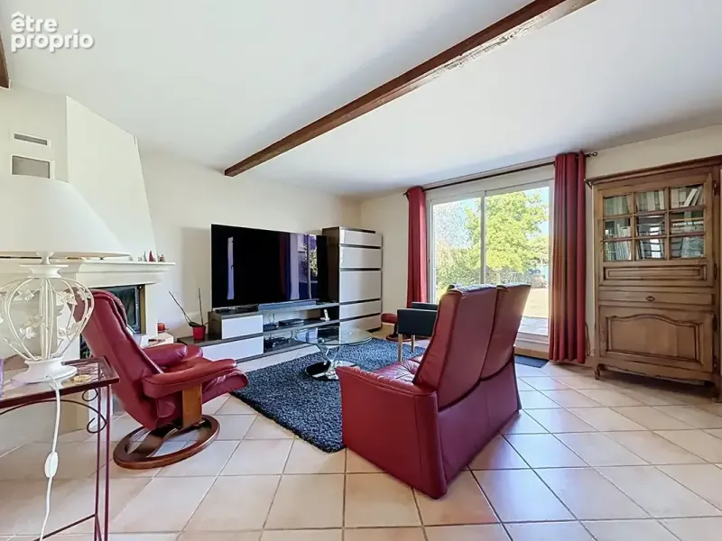 Photo Maison à Coignieres au prix de 378 000€