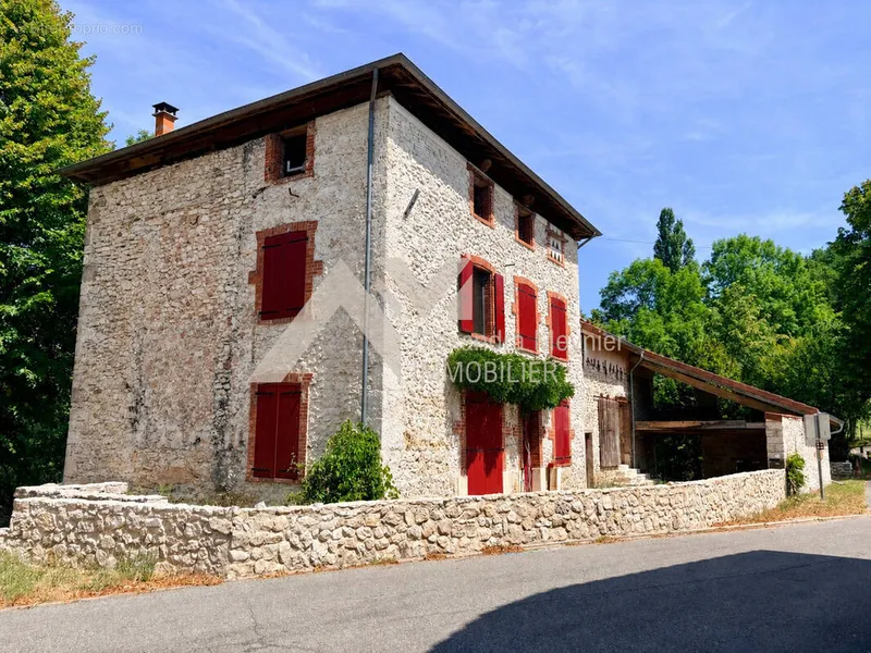 Photo Maison à Rochechinard au prix de 379 000€