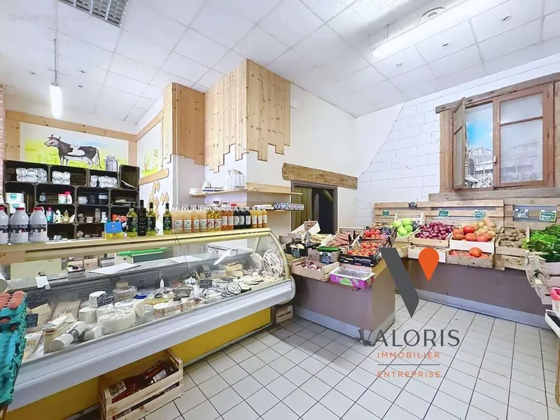 Photo Autres à Grenoble au prix de 110 000€