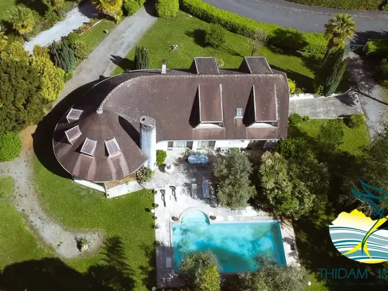 Photo Maison à Nay au prix de 435 000€