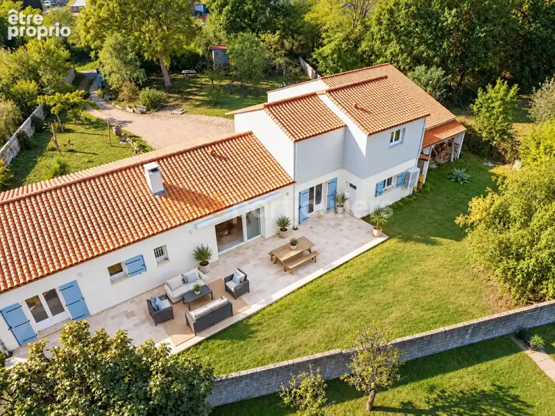 Photo Maison à Sainte-Foy au prix de 490 105€
