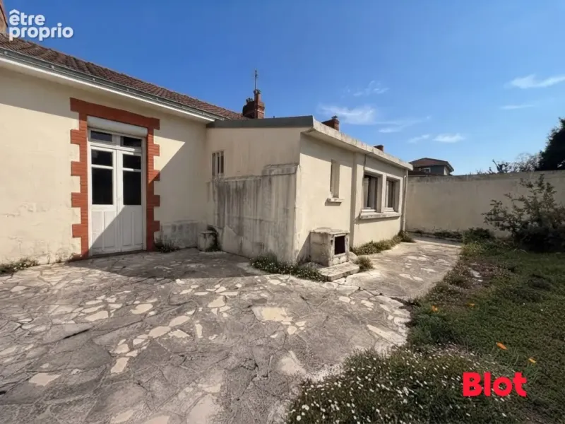 Photo Maison à Saint-Sebastien-Sur-Loire au prix de 241 500€