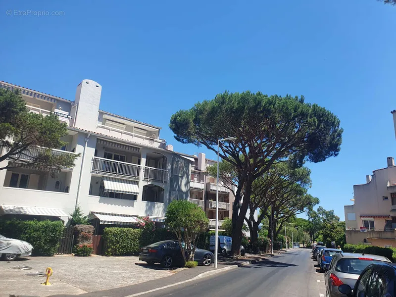 Photo Appartement à Cavalaire-Sur-Mer au prix de 265 000€