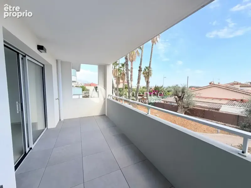 Photo Appartement à Saint-Laurent-Du-Var au prix de 447 000€