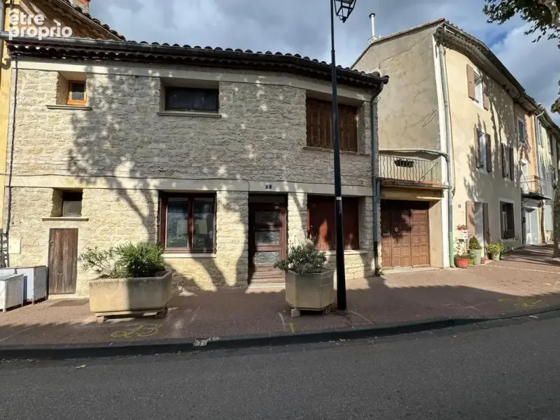 Photo Appartement à Villes-Sur-Auzon au prix de 90 000€