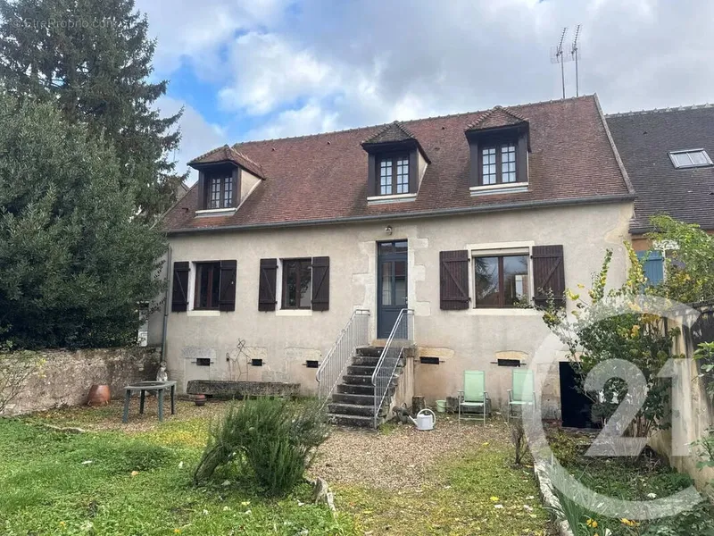 Photo Maison à Clamecy au prix de 110 000€