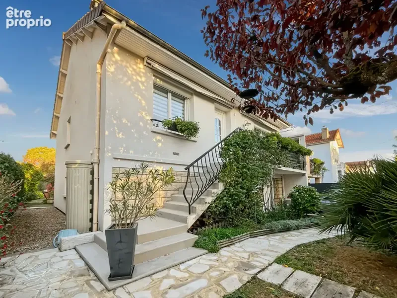 Photo Maison à Morangis au prix de 385 000€