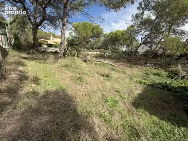 Photo Terrain à Ventabren au prix de 370 000€