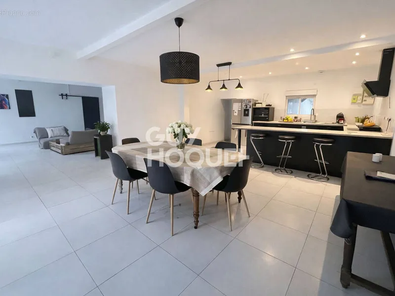 Photo Maison à Chemilly-Sur-Yonne au prix de 199 500€