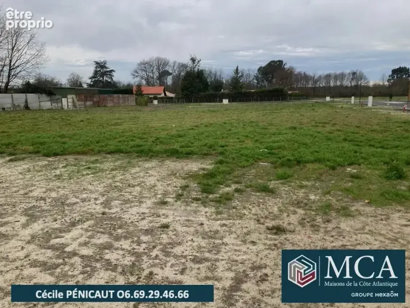 Photo Terrain à Pontonx-Sur-L'adour au prix de 79 900€