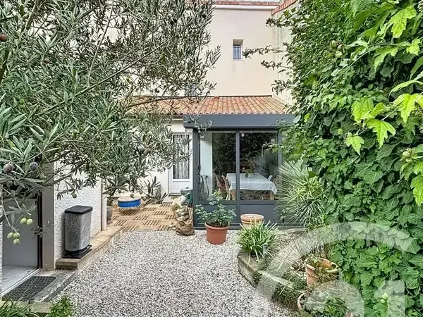 Photo Maison à Angouleme au prix de 280 900€