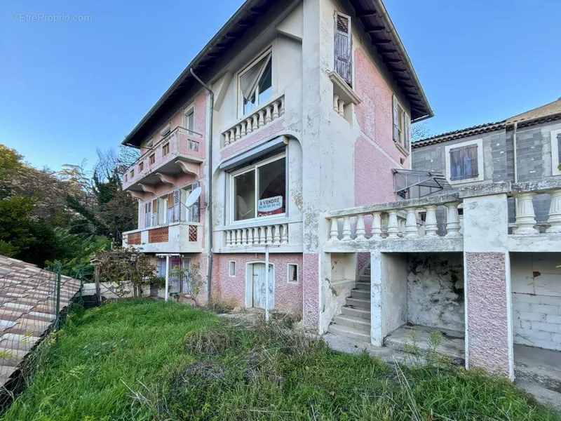 Photo Maison à Chateau-Arnoux-Saint-Auban au prix de 190 000€