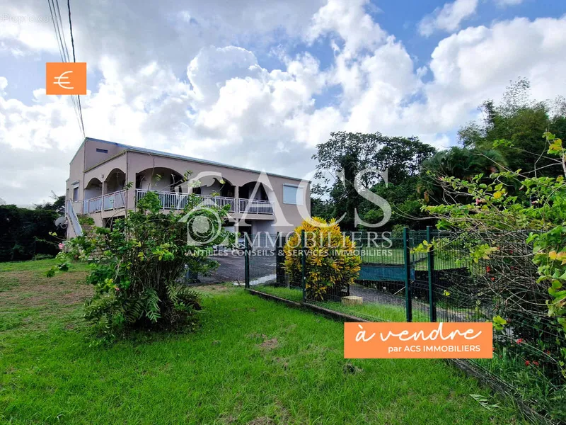 Photo Maison à L'ajoupa-Bouillon au prix de 260 000€