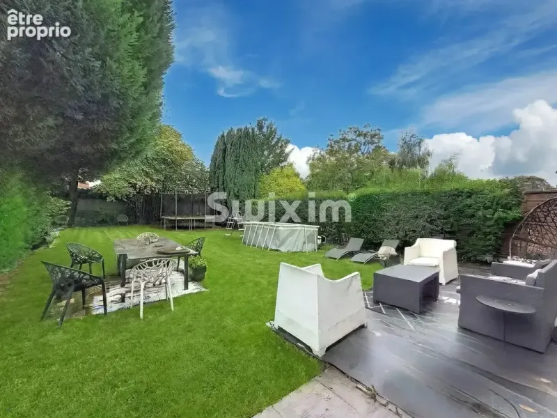 Photo Maison à Croix au prix de 365 000€