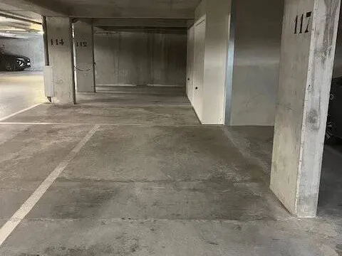 Photo Parking à Montrouge au prix de 22 500€