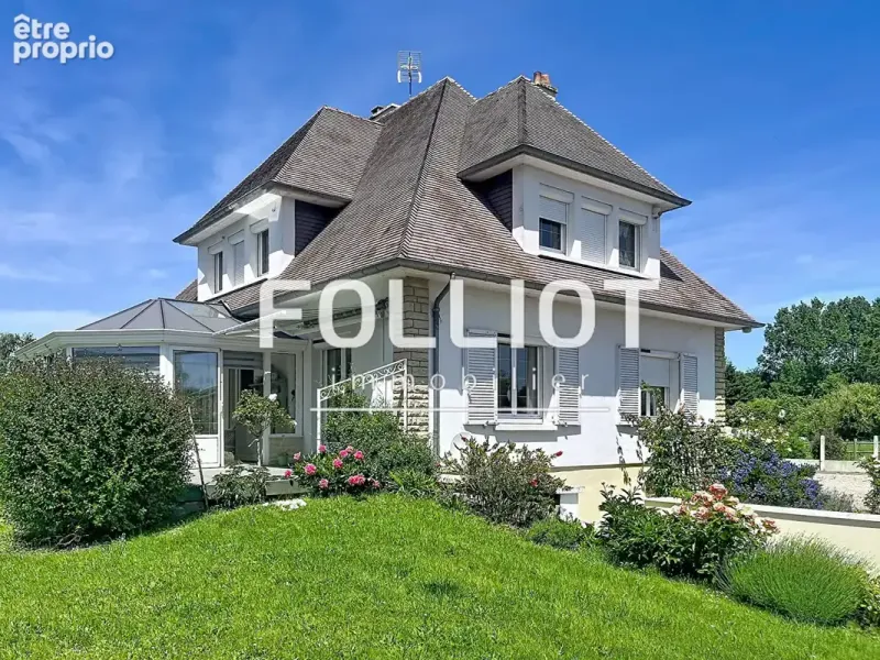 Photo Maison à Crepon au prix de 476 000€