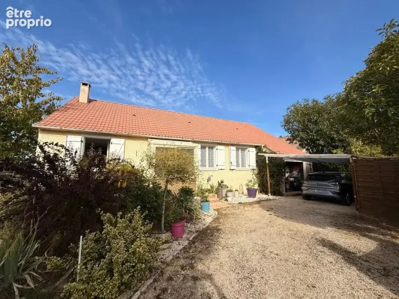 Photo Maison à Izier au prix de 215 000€