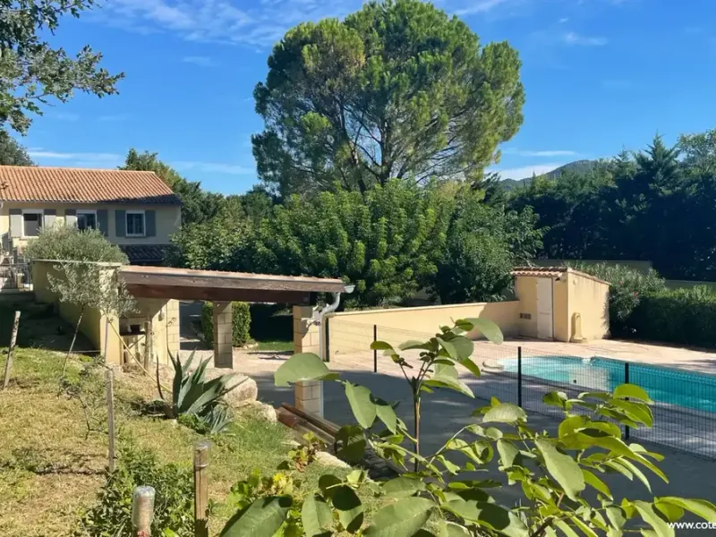 Photo Maison à Sarrians au prix de 624 000€