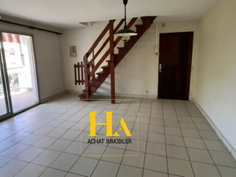 Photo Appartement à Saint-Denis au prix de 239 000€