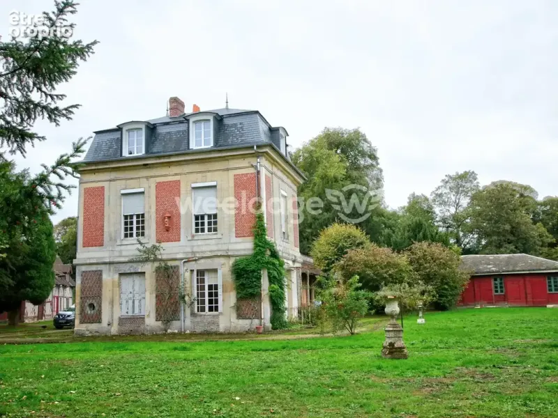 Photo Autres à Saint-Martin-De-La-Lieue au prix de 425 250€