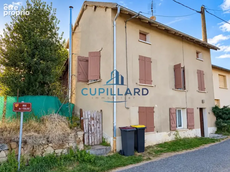Photo Maison à Saint-Haon-Le-Vieux au prix de 60 000€