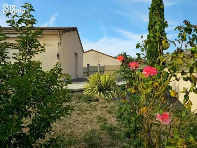 Photo Maison à Saint-Just-Le-Martel au prix de 214 999€