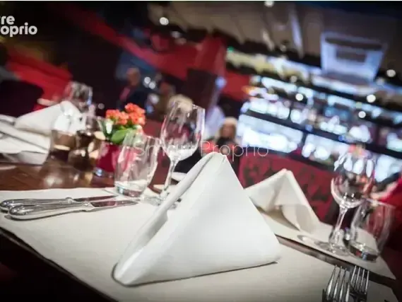 Photo Commerce à Montelimar au prix de 328 800€