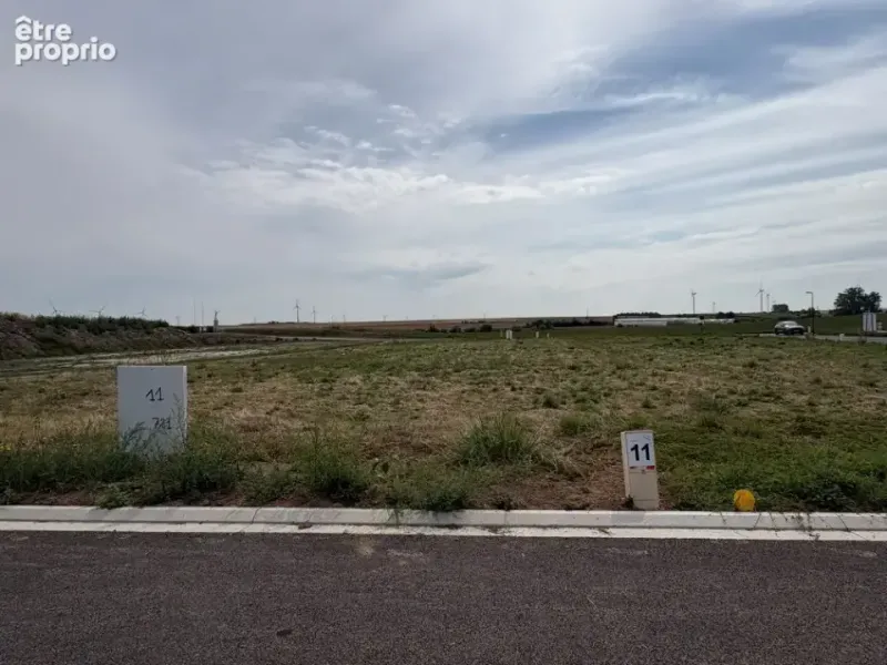 Photo Terrain à Cherisy au prix de 73 500€