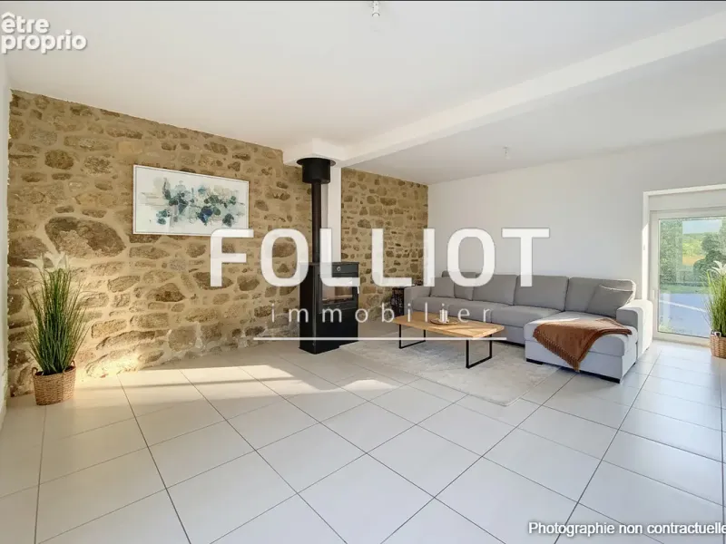 Photo Maison à Lecousse au prix de 192 000€