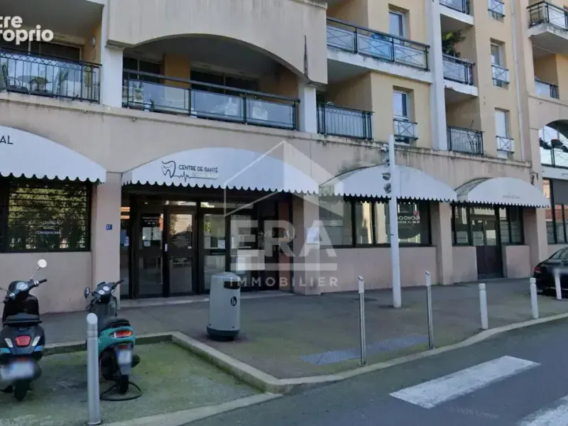 Photo Commerce à Cannes au prix de 274 000€