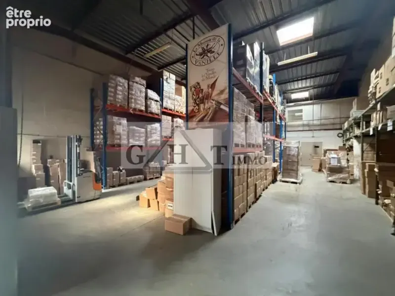 Photo Commerce à Valenton au prix de 804 000€