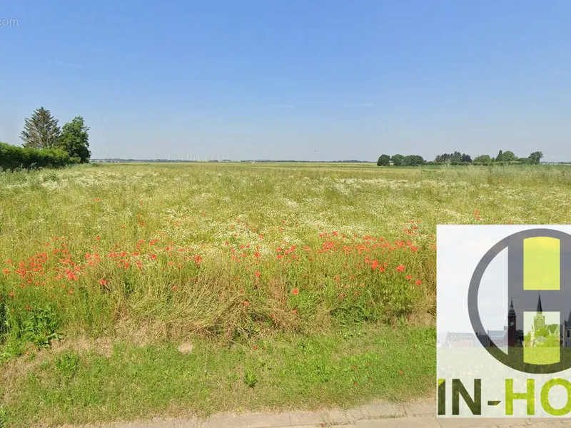 Photo Terrain à Tricot au prix de 45 000€