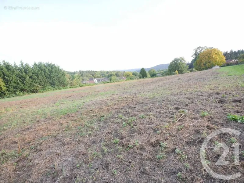 Photo Terrain à Gueret au prix de 66 000€