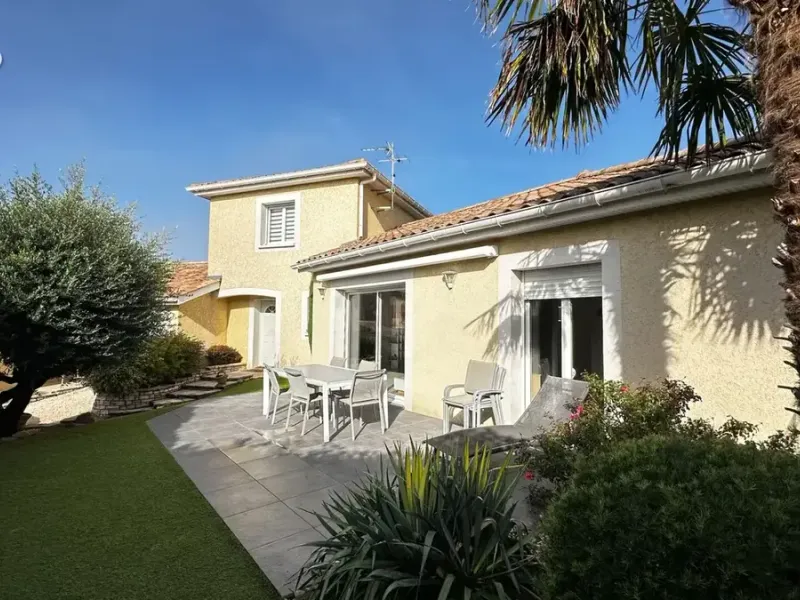 Photo Maison à Vienne au prix de 468 000€
