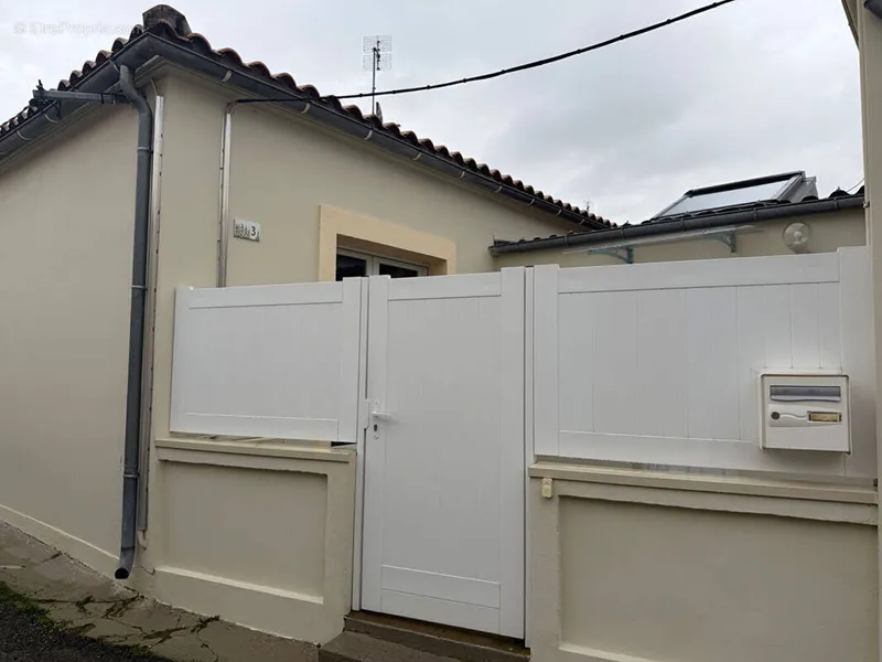 Photo Maison à Rochefort au prix de 236 800€