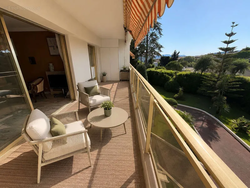 Photo Appartement à Cannes au prix de 589 000€