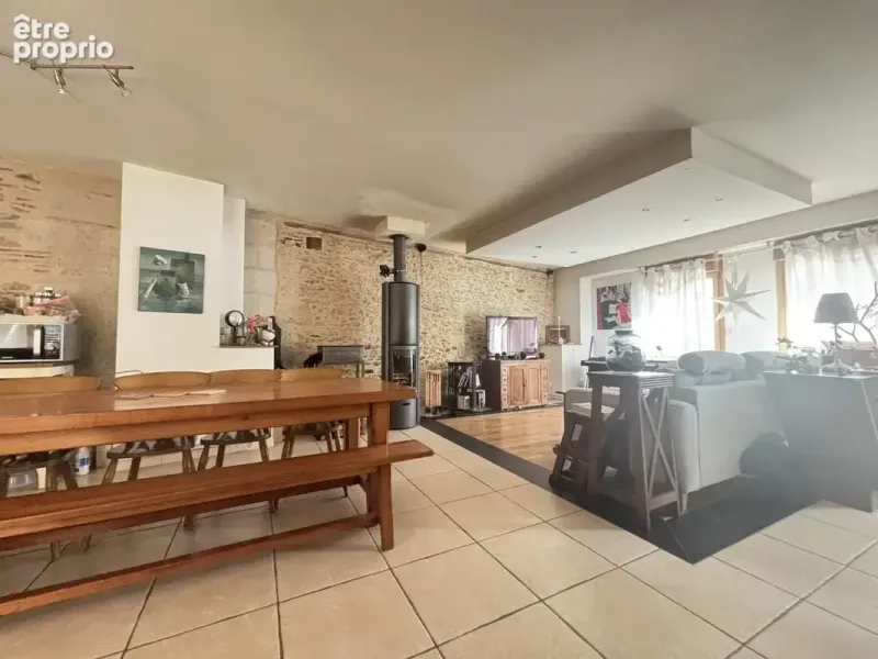 Photo Maison à Feneu au prix de 314 700€