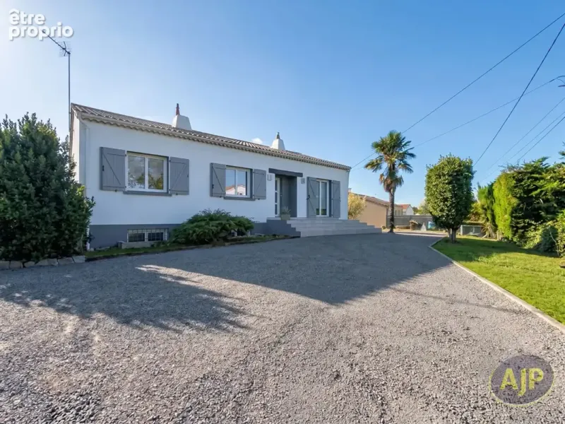 Photo Maison à Vieillevigne au prix de 283 500€