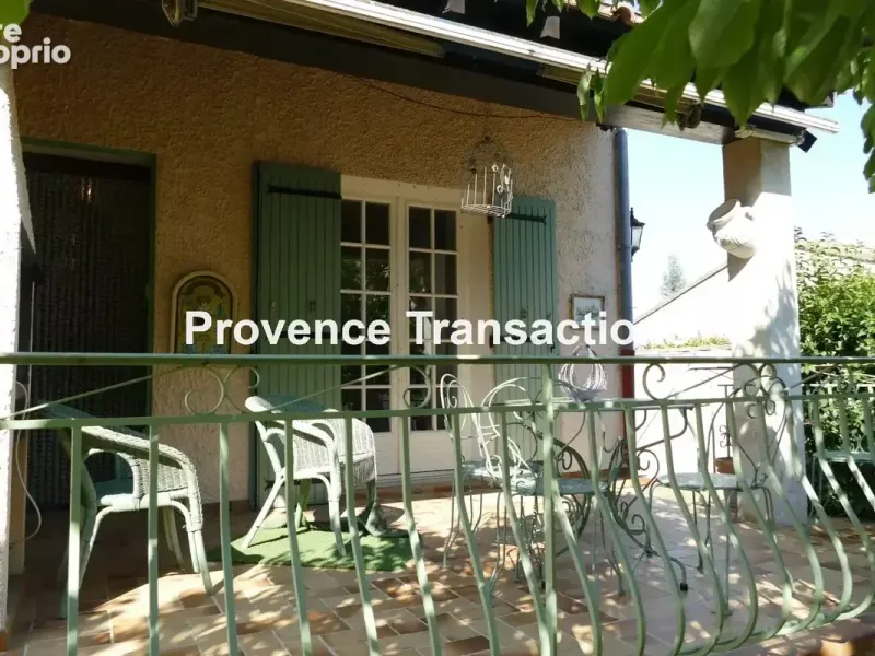 Photo Maison à Orange au prix de 295 000€