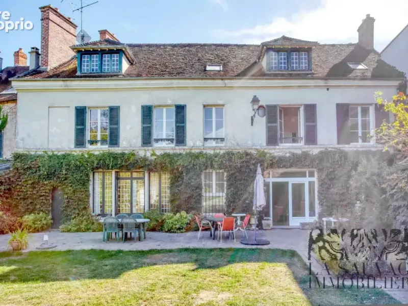 Photo Maison à Crecy-La-Chapelle au prix de 1 100 000€