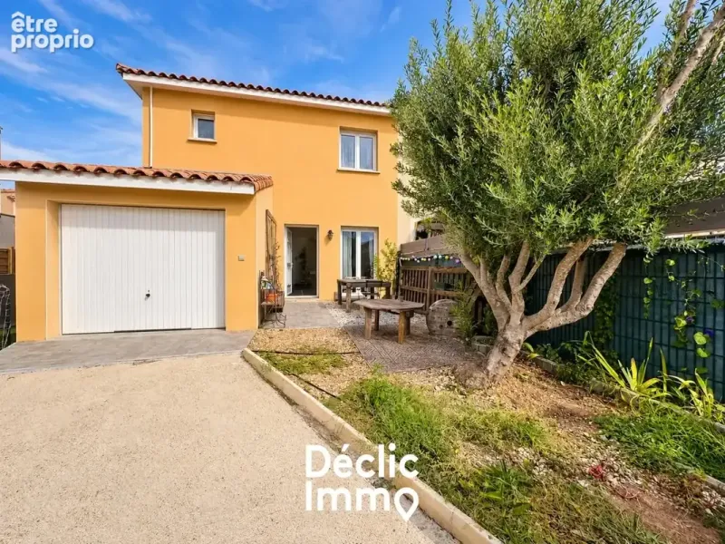 Photo Maison à Saint-Andre-De-Sangonis au prix de 282 000€