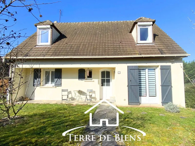 Photo Maison à Vic-Sur-Aisne au prix de 195 600€