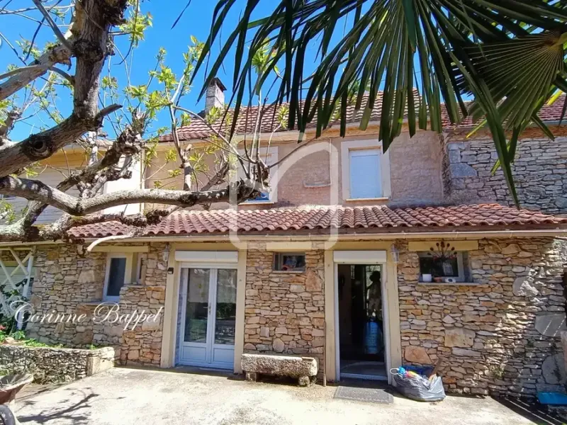 Photo Maison à Coulaures au prix de 179 900€